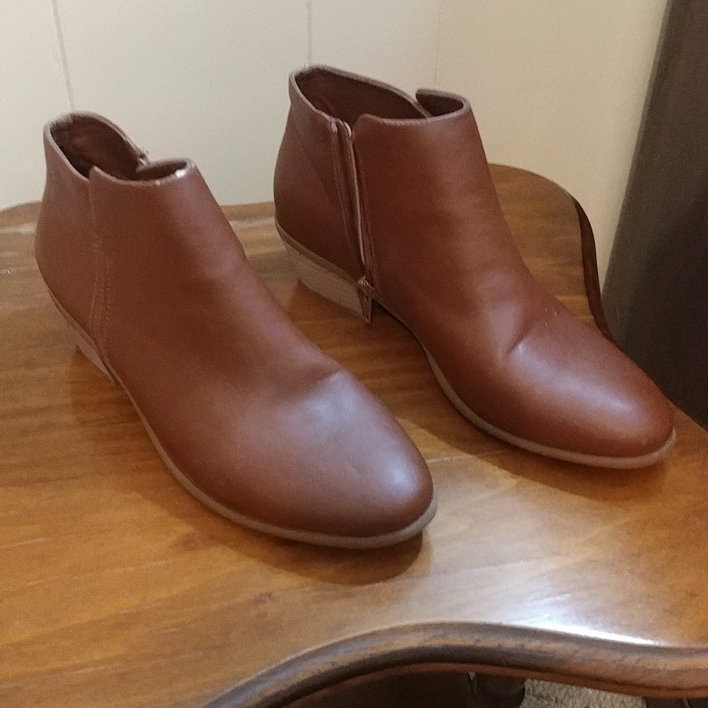 Ankle boots